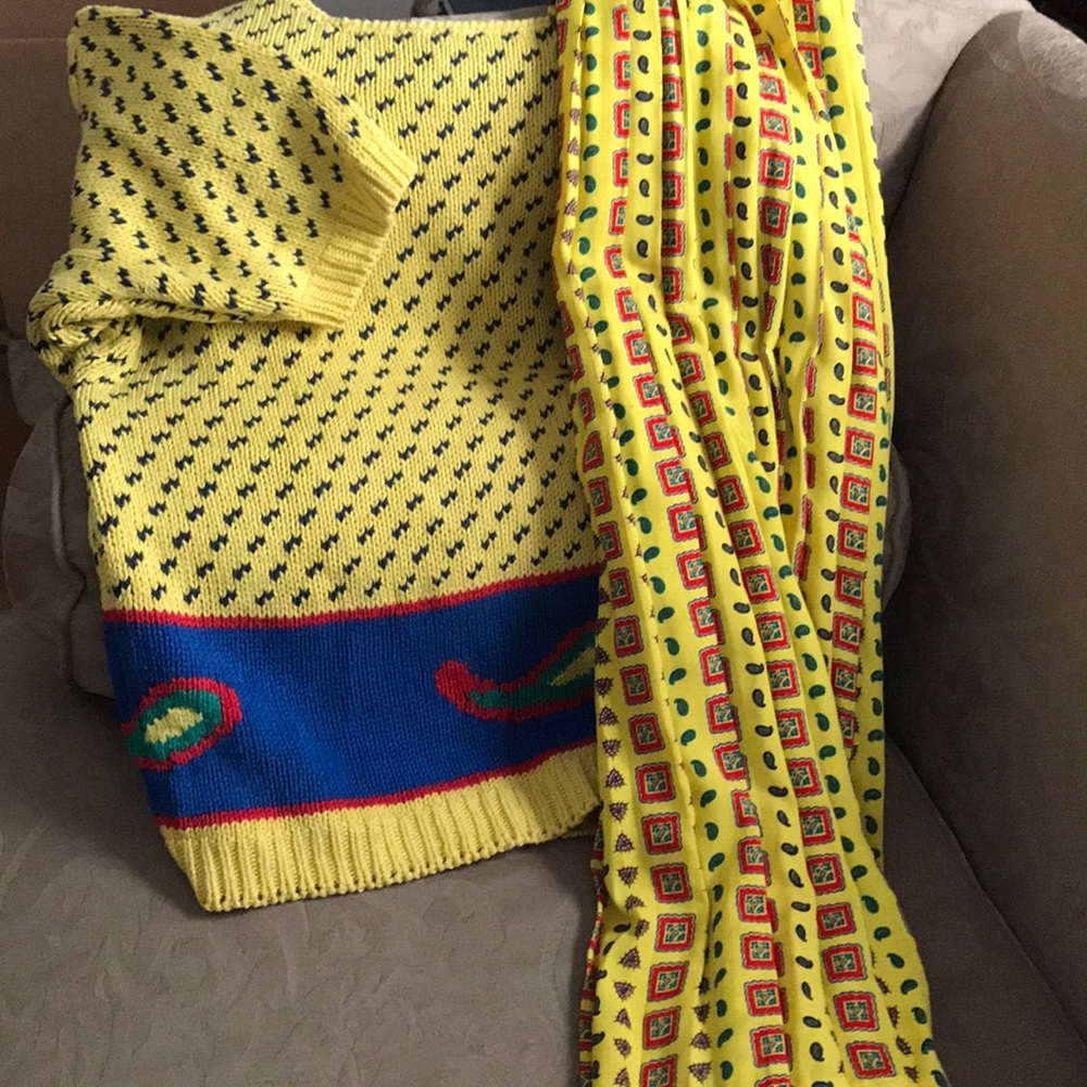 Skirt (16W) & coordinating Sweater (44-46) Set